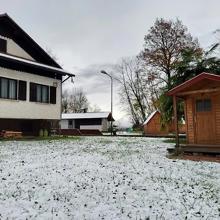 Koca Sredi Gozda Pensión *