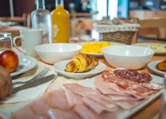 Koca Sredi Gozda Hiša za goste Kanal