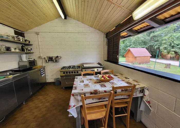 Hiša za goste Koca Sredi Gozda