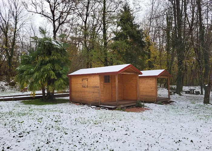 Hiša za goste Koca Sredi Gozda